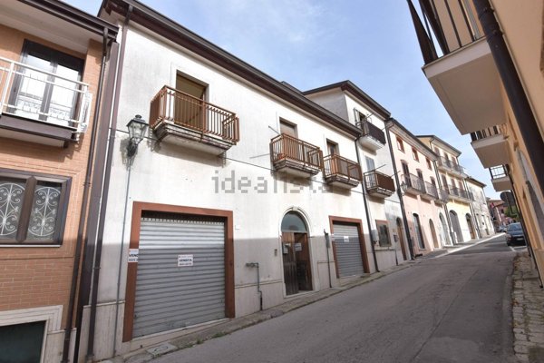 casa semindipendente in vendita a Manocalzati