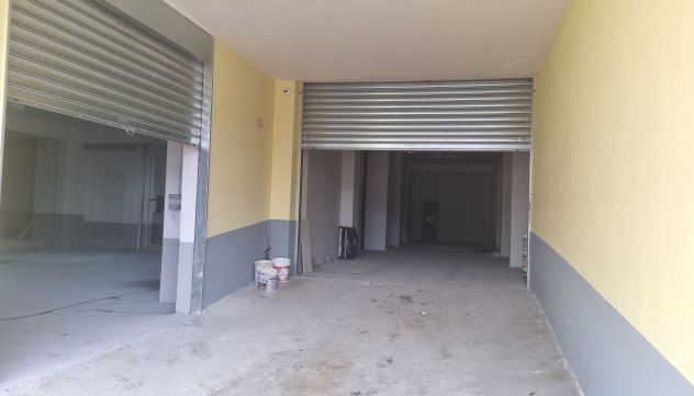 negozio in vendita a Manocalzati