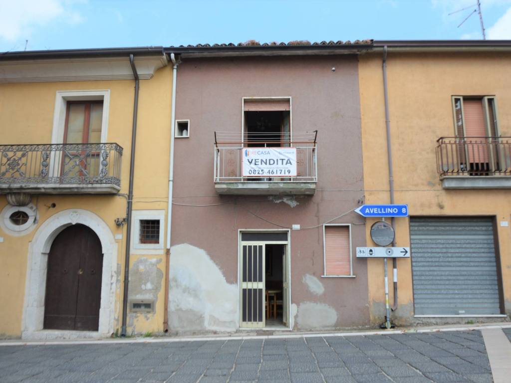 casa semindipendente in vendita a Manocalzati
