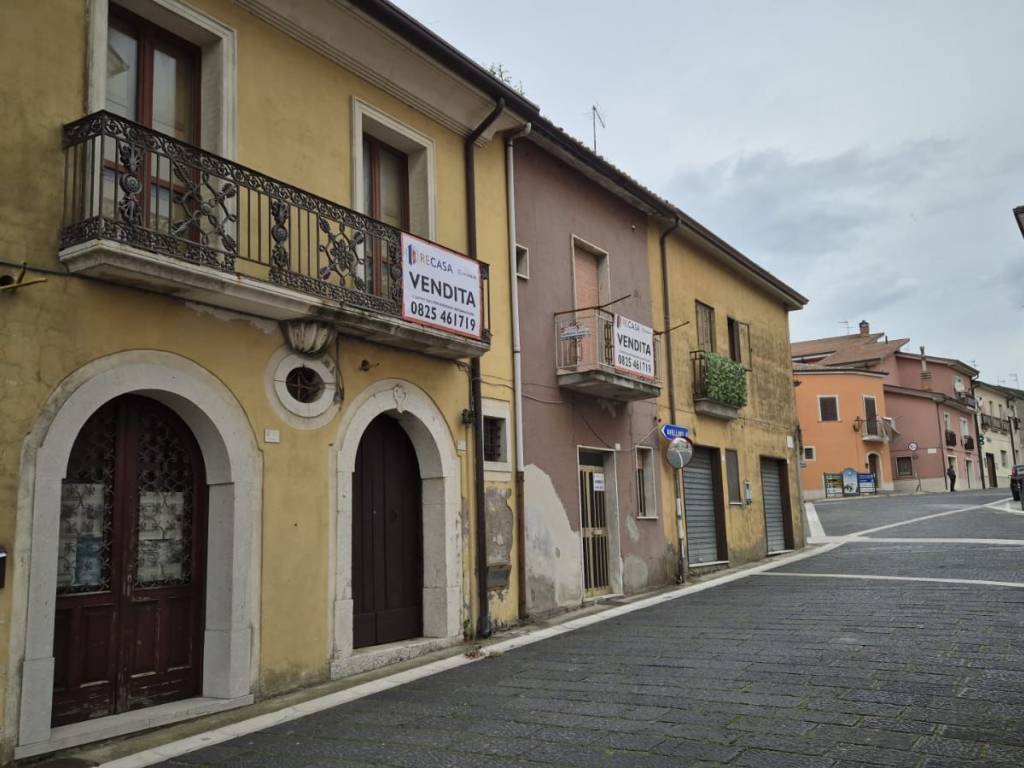 casa indipendente in vendita a Manocalzati