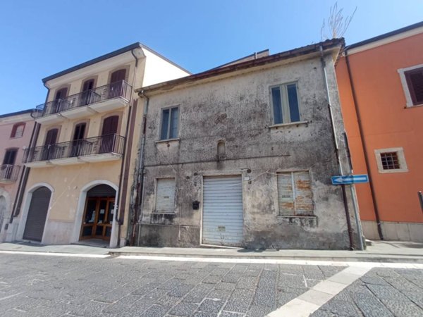 casa indipendente in vendita a Manocalzati