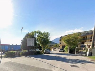 locale di sgombero in vendita a Manocalzati