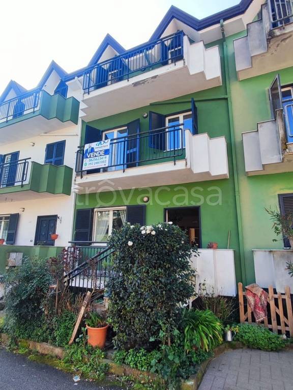 casa indipendente in vendita a Manocalzati