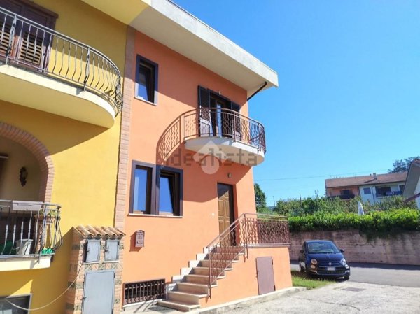 casa indipendente in vendita a Manocalzati