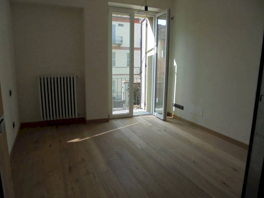 casa indipendente in vendita ad Alba
