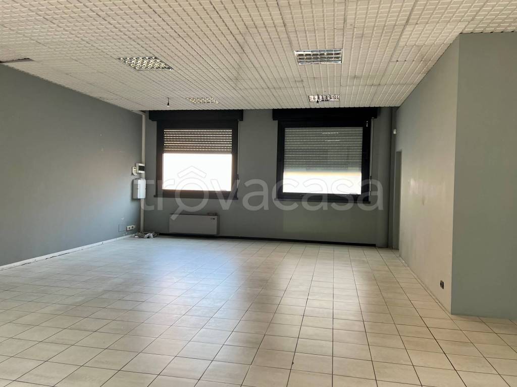trivano in vendita ad Alba
