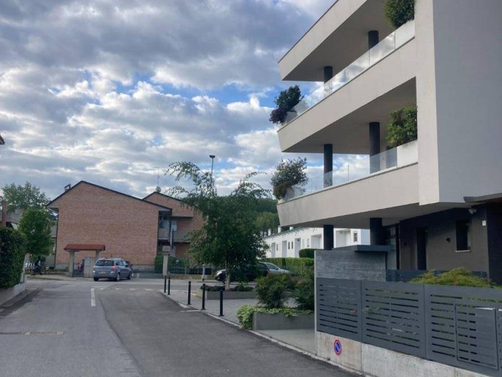 appartamento in vendita ad Alba