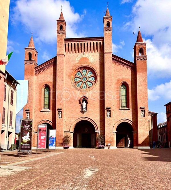 appartamento in vendita ad Alba