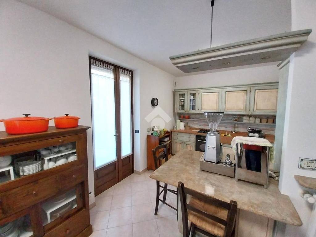 casa indipendente in vendita ad Alba