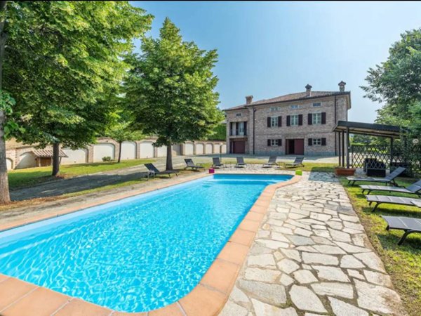 casa indipendente in vendita ad Alba