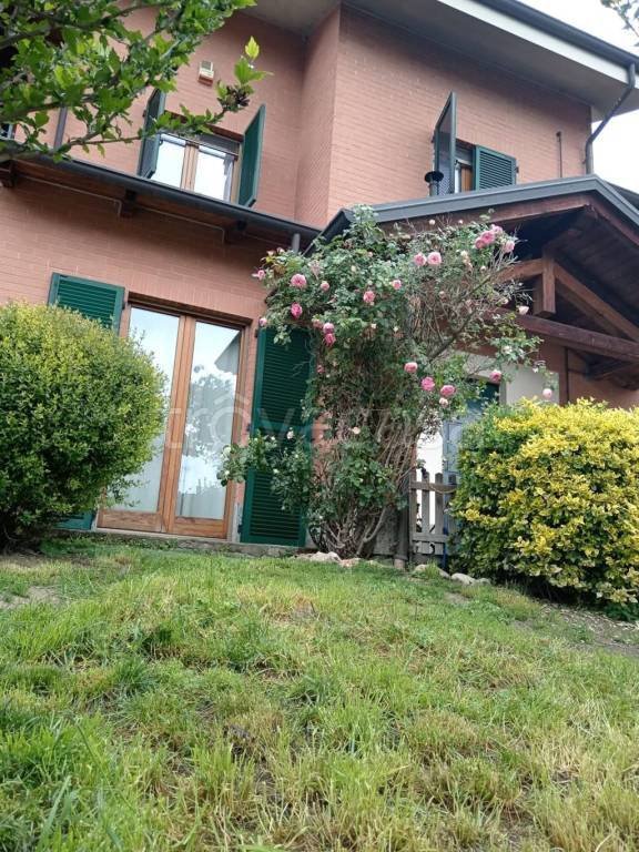 casa indipendente in vendita ad Alba