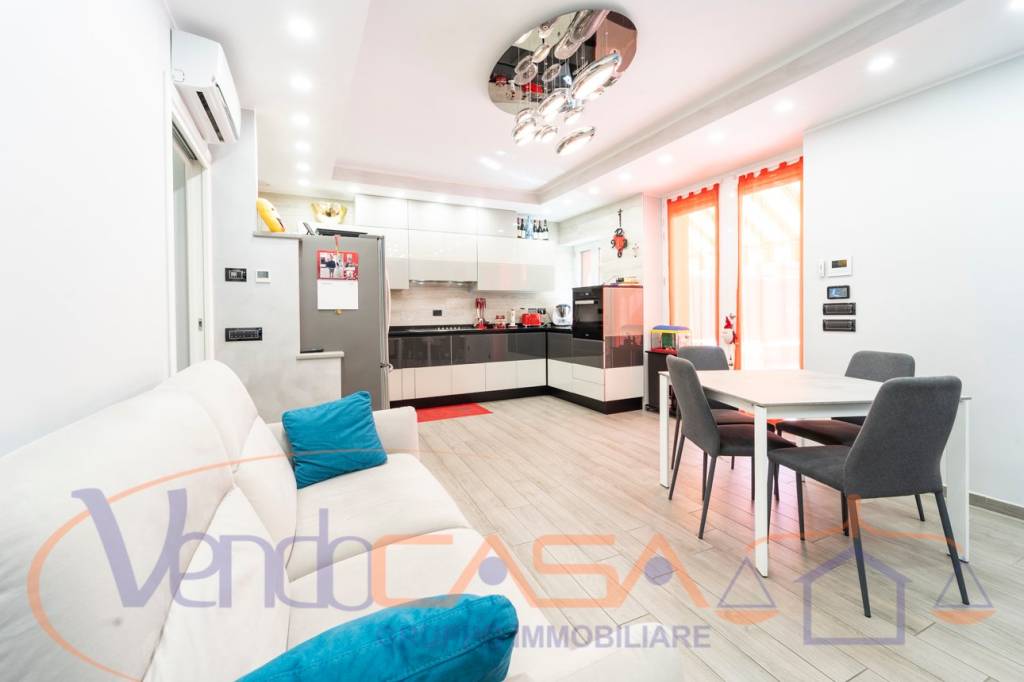 casa indipendente in vendita ad Alba