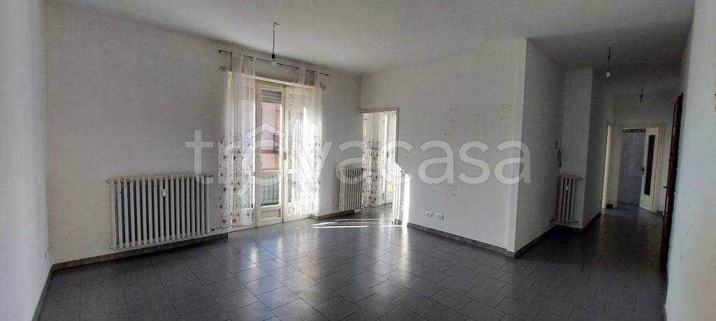 appartamento in vendita ad Alba