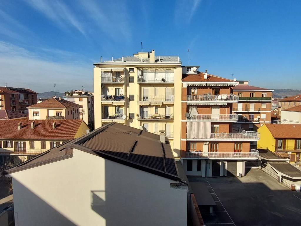 appartamento in vendita ad Alba