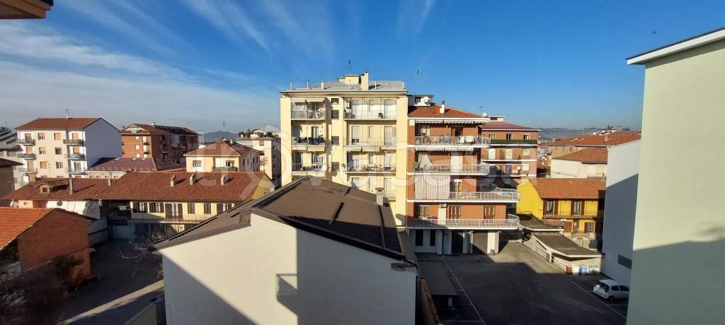 appartamento in vendita ad Alba