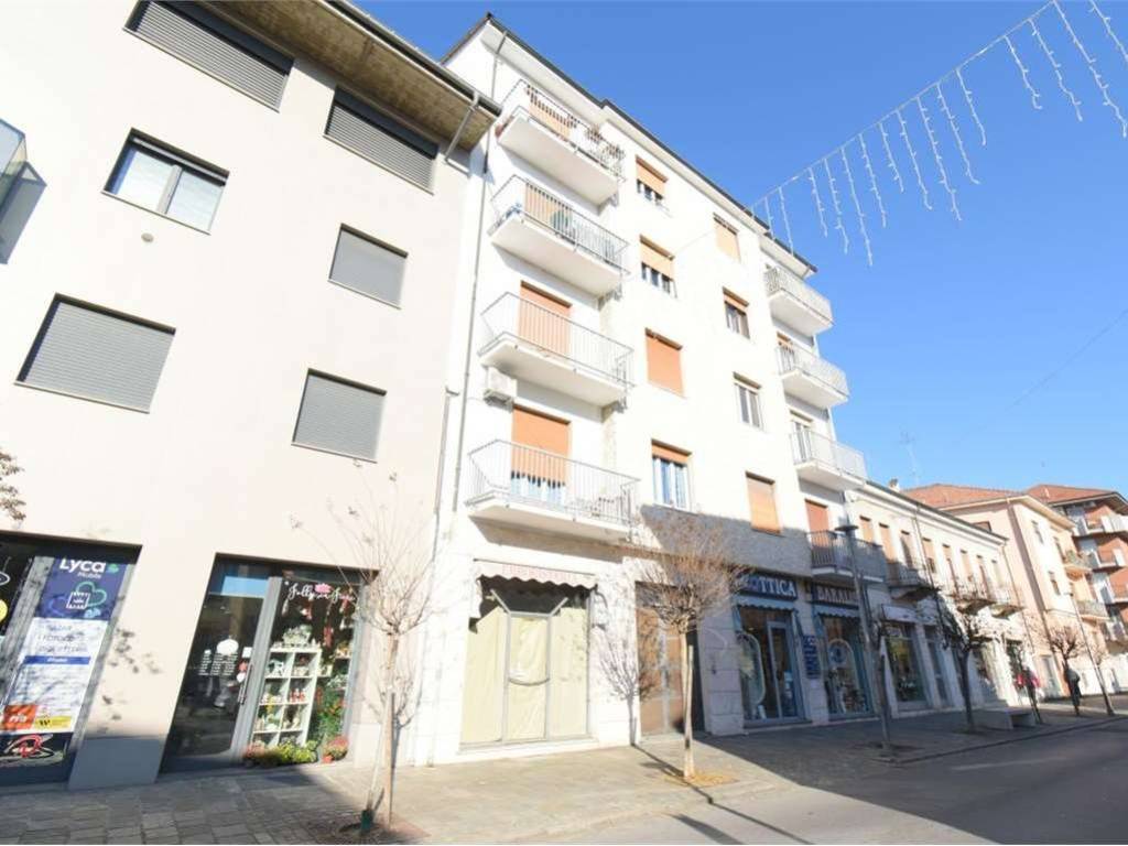 appartamento in vendita ad Alba