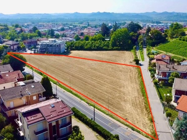 terreno agricolo in vendita ad Alba