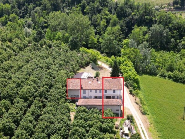casa semindipendente in vendita ad Alba