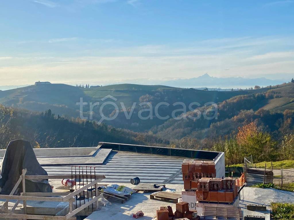 casa indipendente in vendita ad Alba