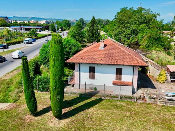 casa indipendente in vendita ad Alba