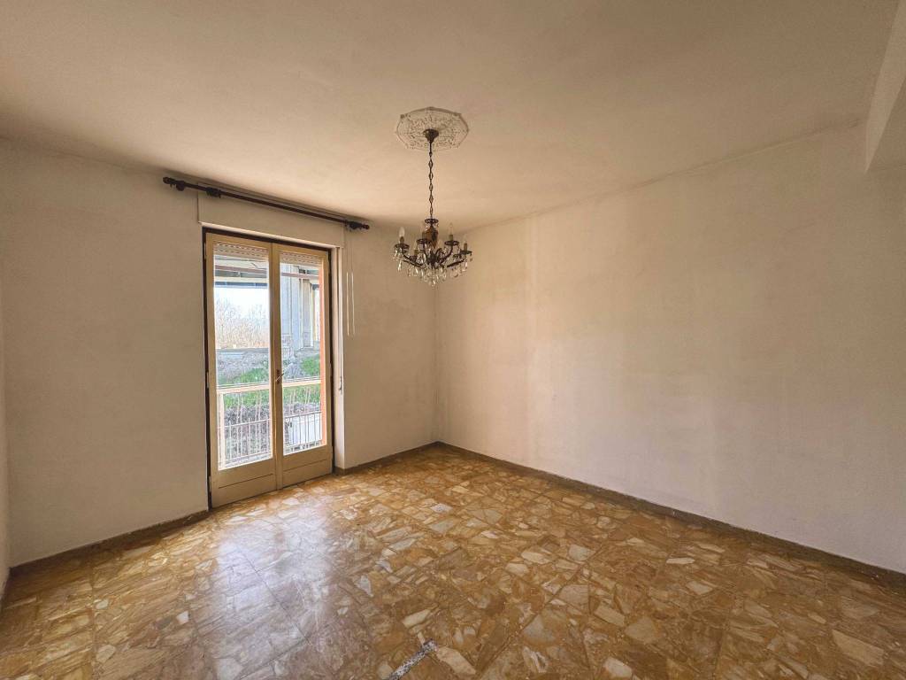 appartamento in vendita ad Alba in zona Mussotto