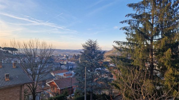 casa indipendente in vendita ad Alba