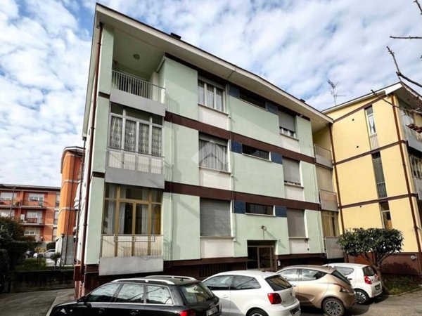 appartamento in vendita ad Alba