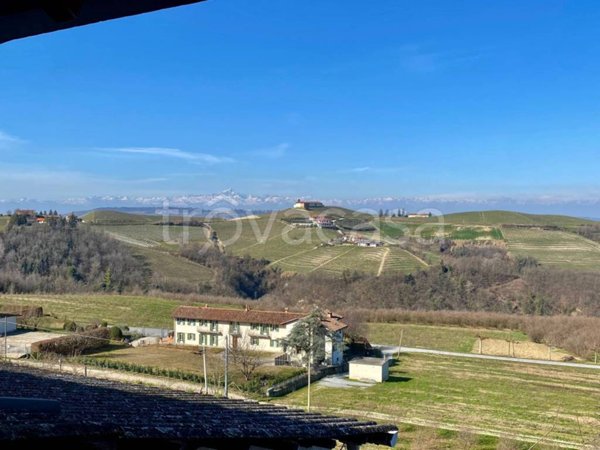casa indipendente in vendita ad Alba
