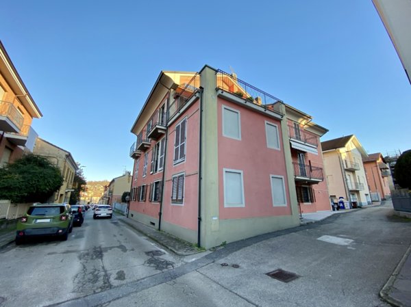appartamento in vendita ad Alba