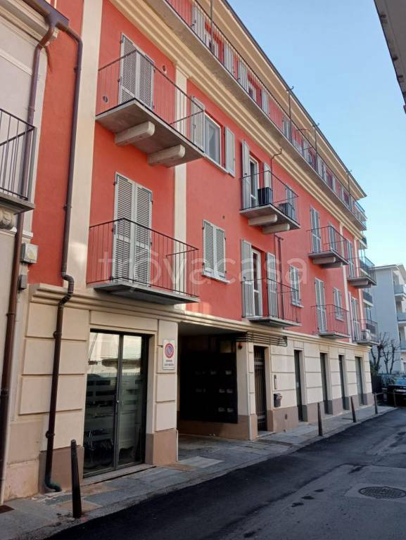 appartamento in vendita ad Alba