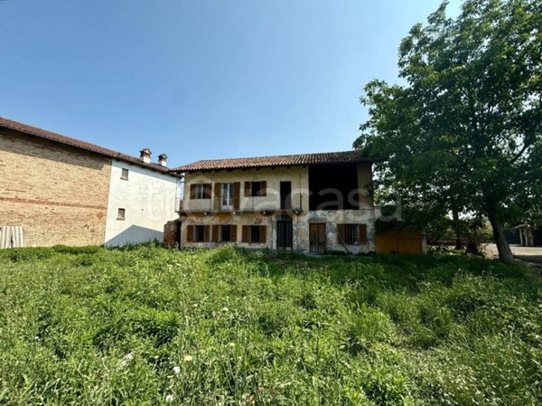 casa indipendente in vendita ad Alba