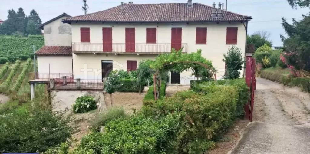 casa indipendente in vendita ad Alba