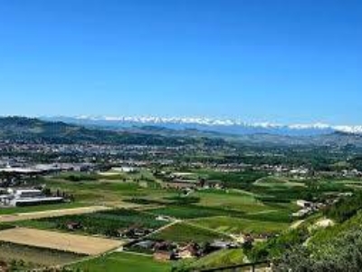 casa indipendente in vendita ad Alba