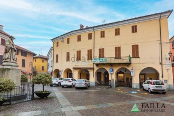 casa indipendente in vendita ad Alba