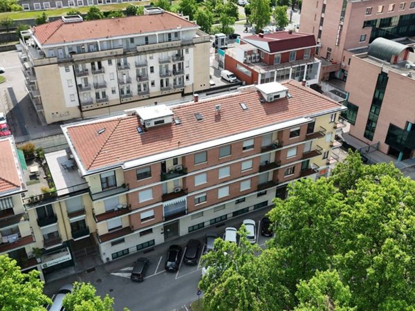 appartamento in vendita ad Alba