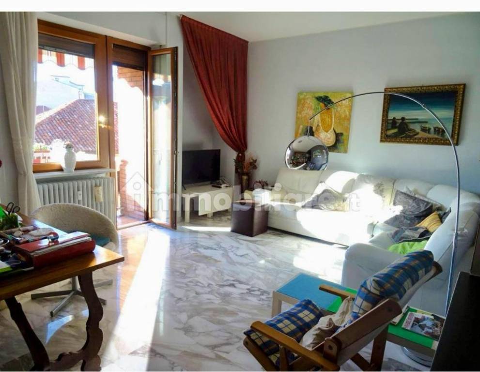 appartamento in vendita ad Alba