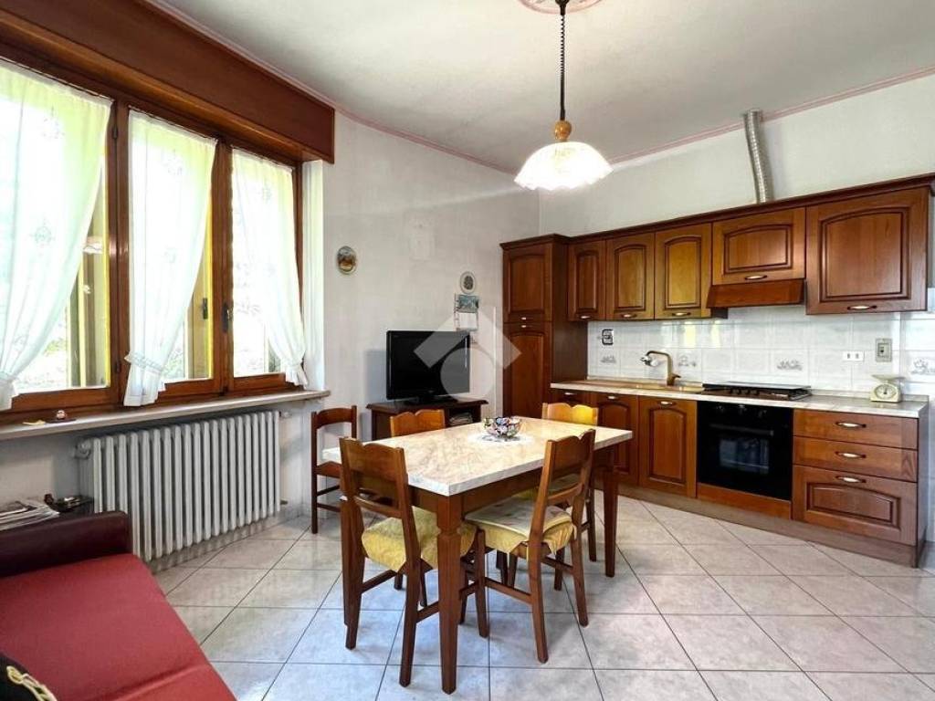 appartamento in vendita ad Alba