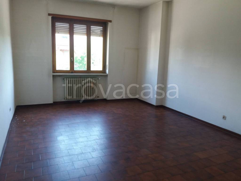 appartamento in vendita ad Alba in zona Mussotto