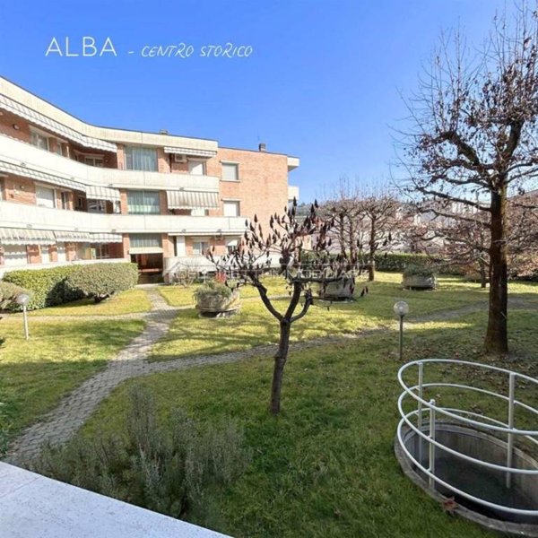 appartamento in vendita ad Alba