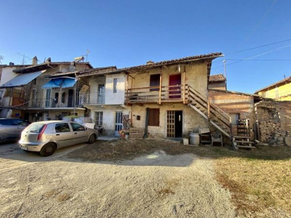 casa indipendente in vendita ad Alba