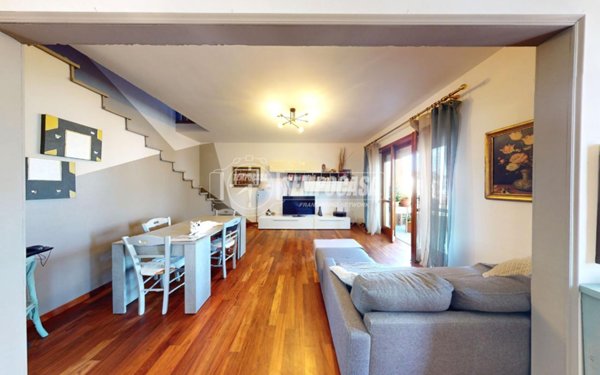casa indipendente in vendita ad Alba