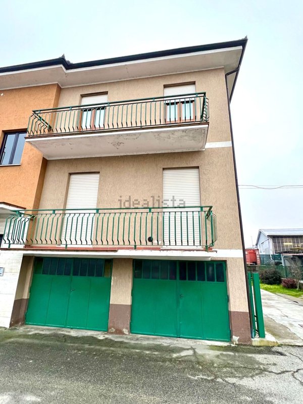 appartamento in vendita ad Alba in zona Mussotto