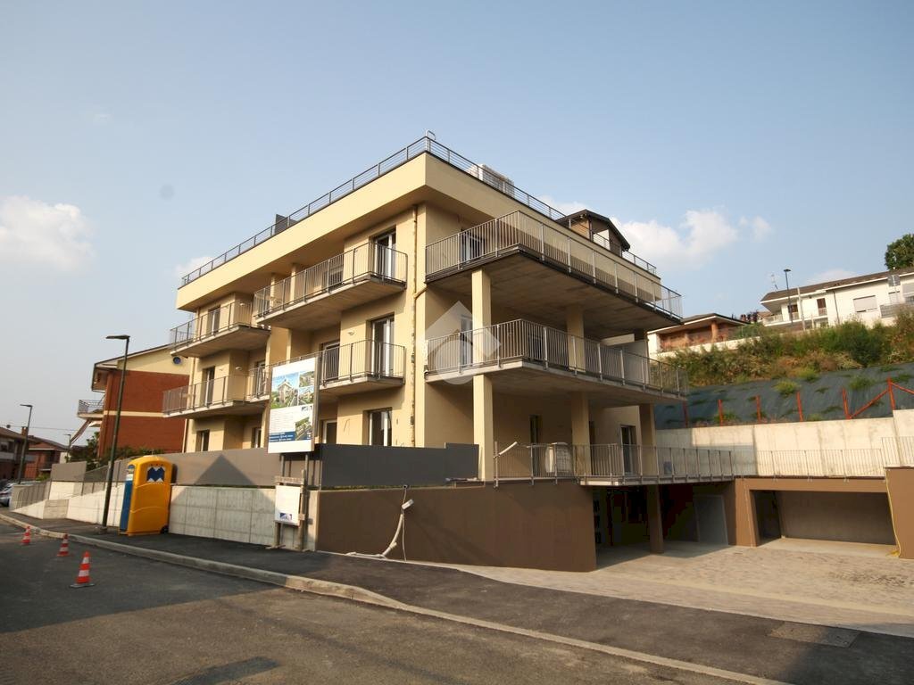appartamento in vendita ad Alba