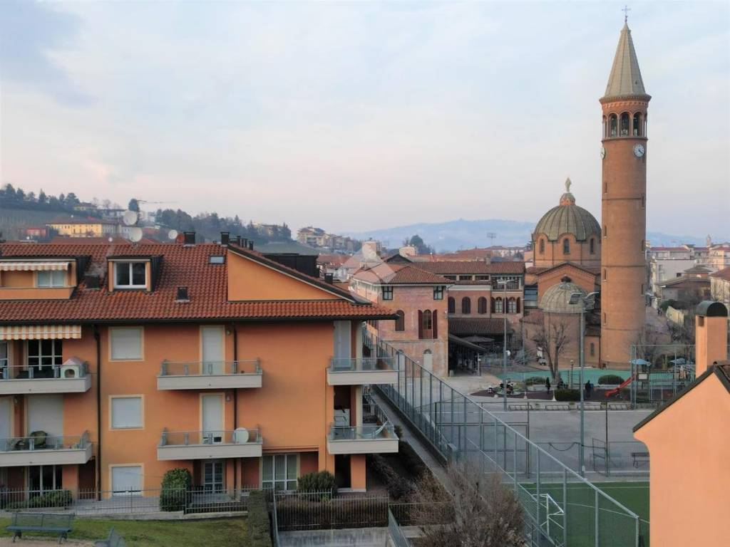 appartamento in vendita ad Alba