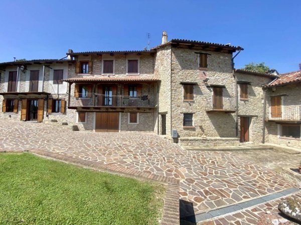 casa indipendente in vendita ad Alba