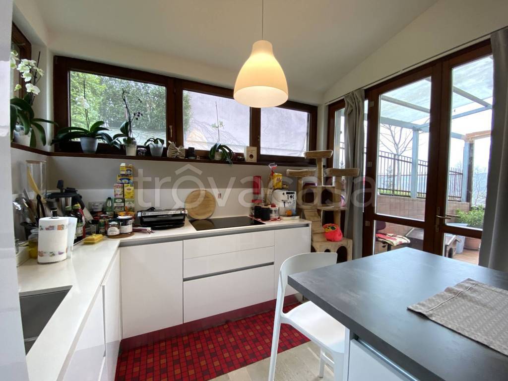 appartamento in vendita ad Alba