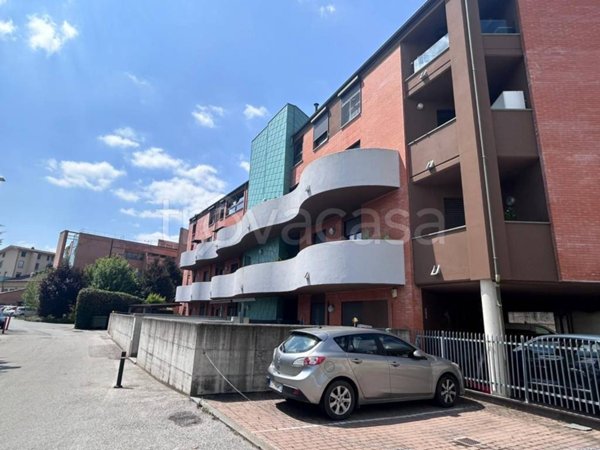appartamento in vendita ad Alba in zona Mussotto