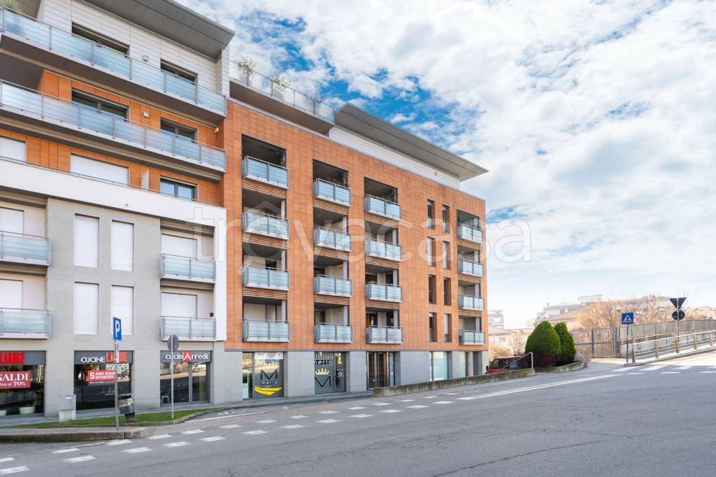 appartamento in vendita ad Alba