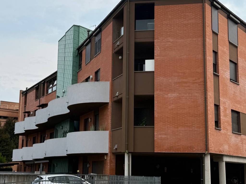 appartamento in vendita ad Alba in zona Mussotto