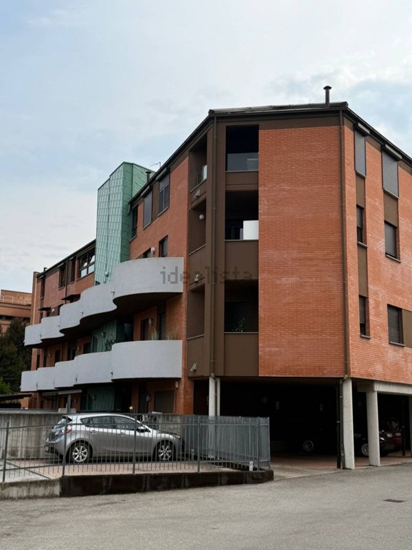 appartamento in vendita ad Alba in zona Mussotto